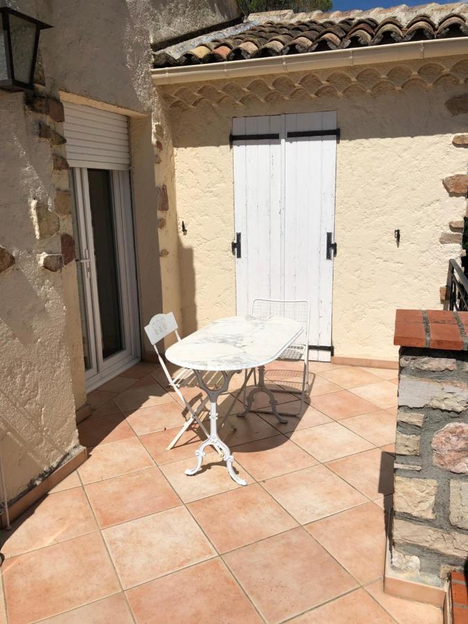 La Garriniere Bed & Breakfast Saint-Raphaël Exterior foto